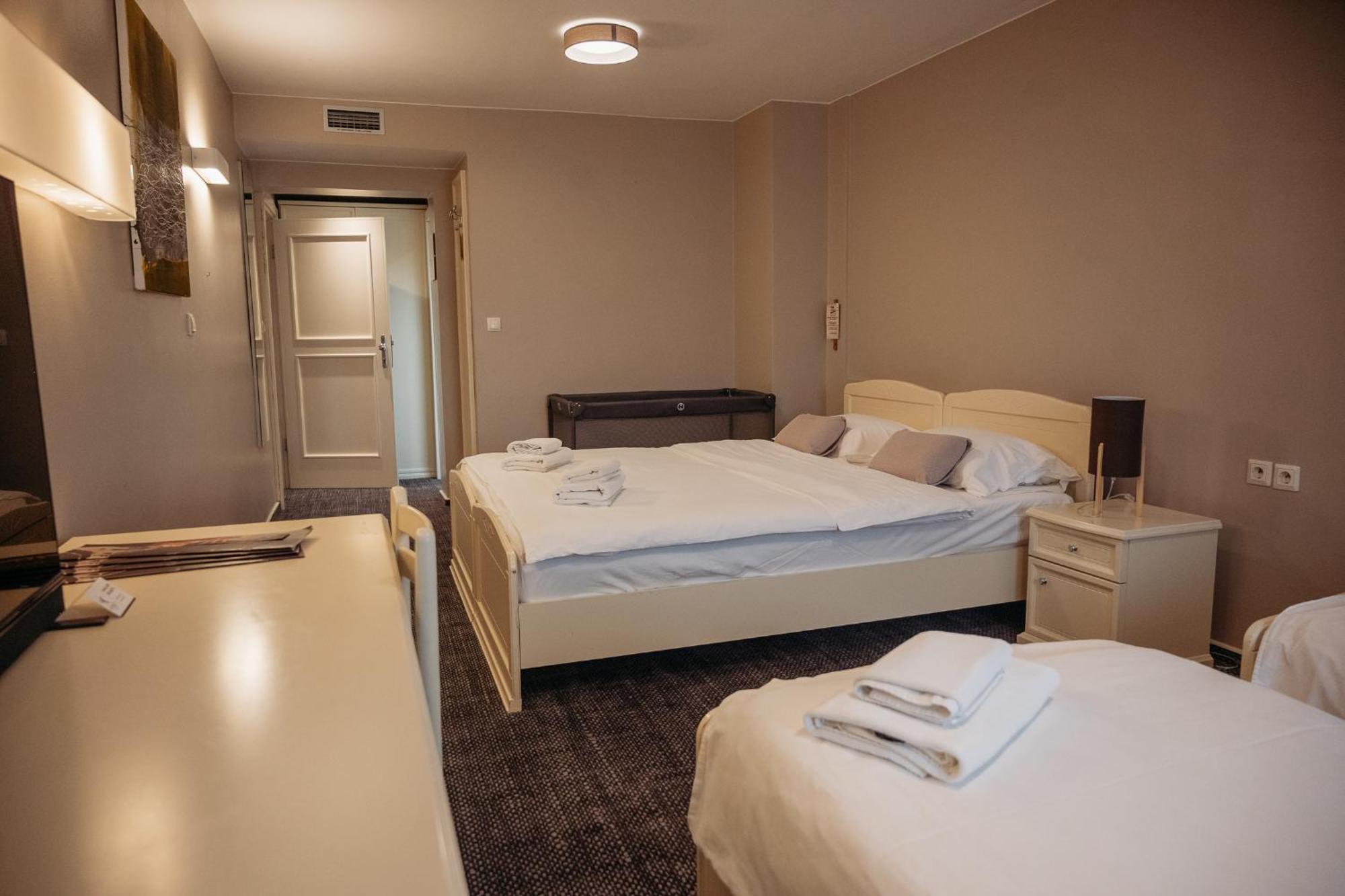 Hotel Kunst Krško 部屋 写真